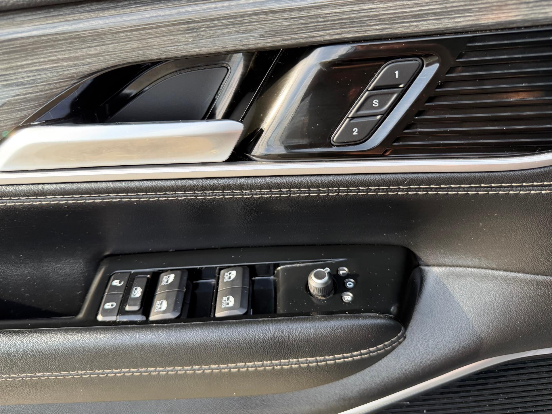 2022 Jeep Wagoneer Series II 4x4