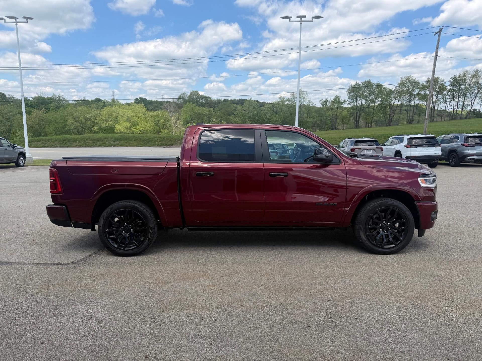 2025 RAM 1500 Limited Crew Cab 4x4 5'7" Box