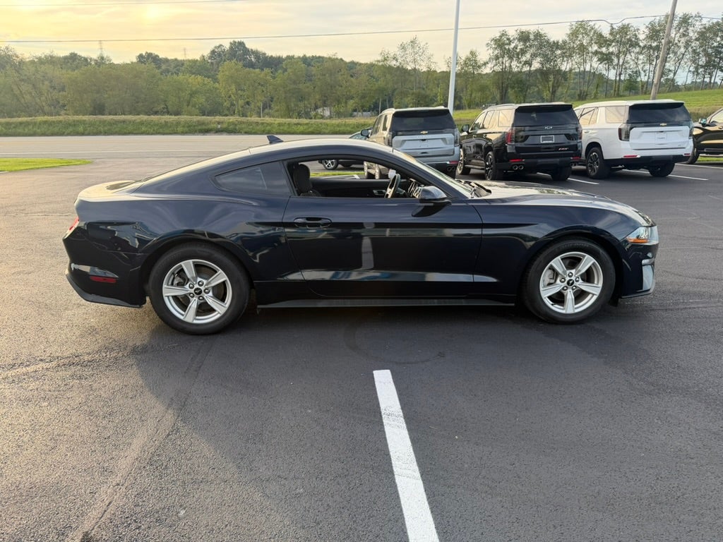 2021 Ford Mustang EcoBoost