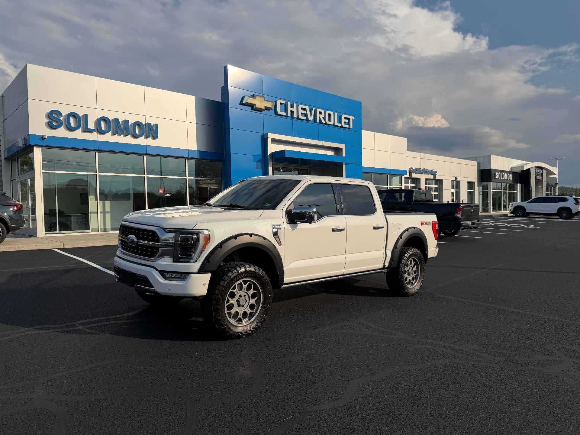 2022 Ford F-150 Platinum
