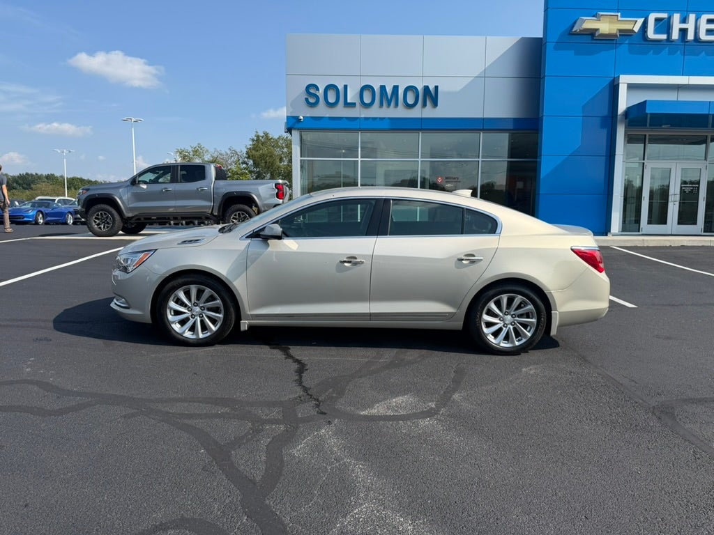 2016 Buick LaCrosse Base