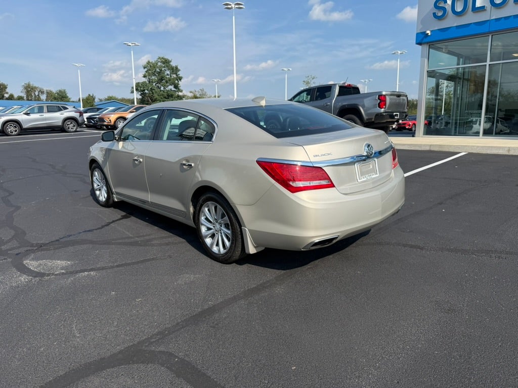 2016 Buick LaCrosse Base