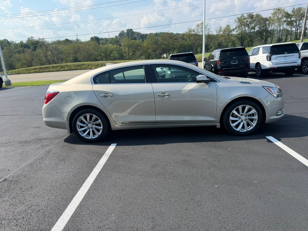 2016 Buick LaCrosse Base