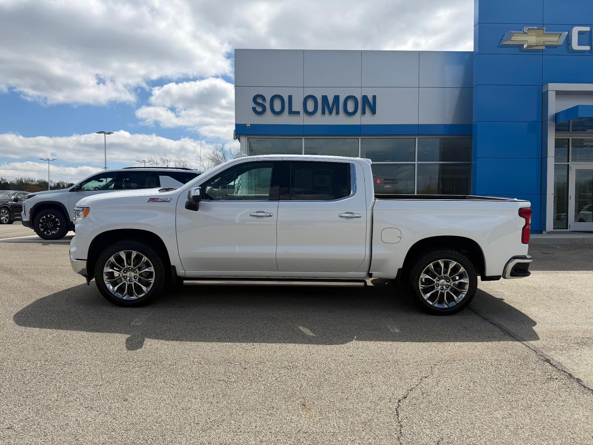 2024 Chevrolet Silverado 1500 LTZ