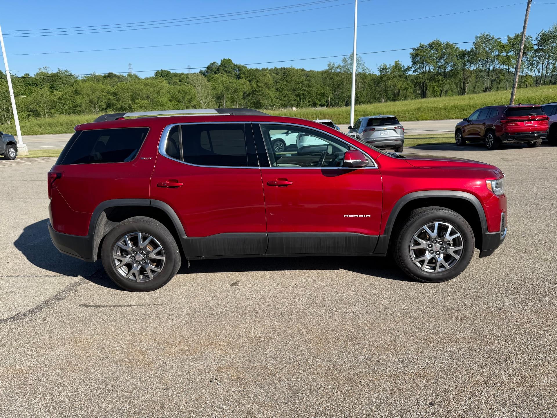 2023 GMC Acadia SLT