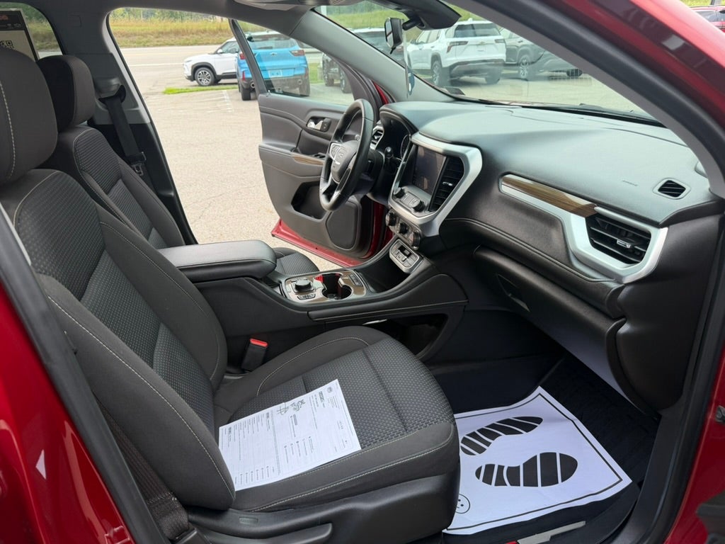 2021 GMC Acadia SLE