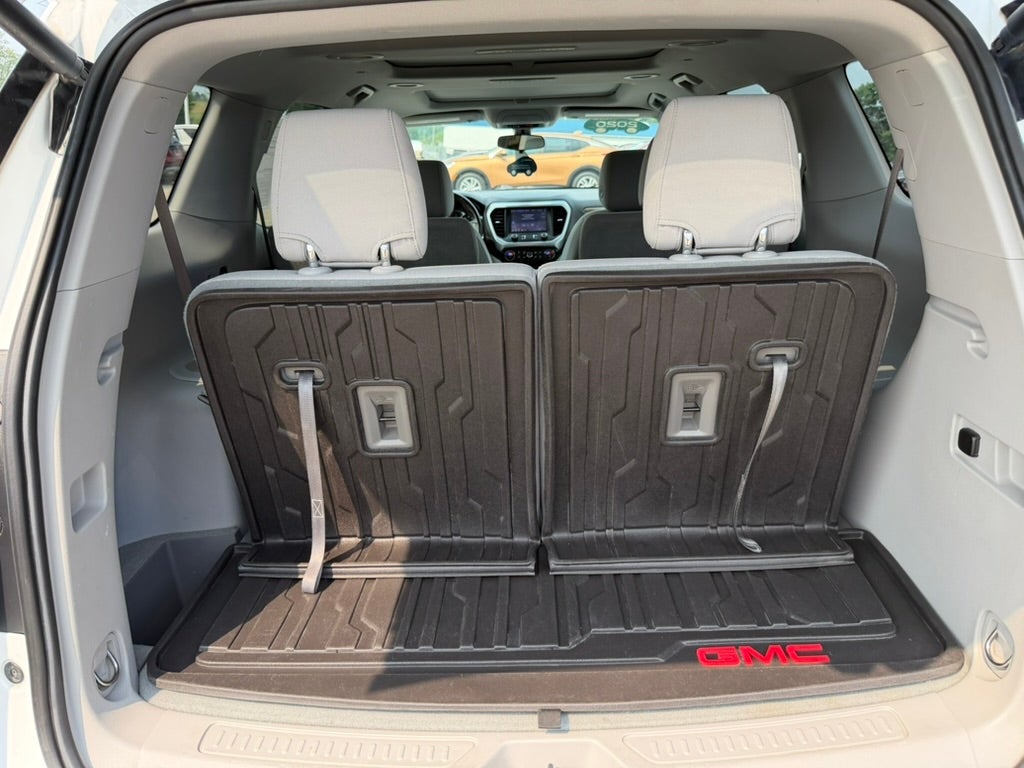 2020 GMC Acadia SLE
