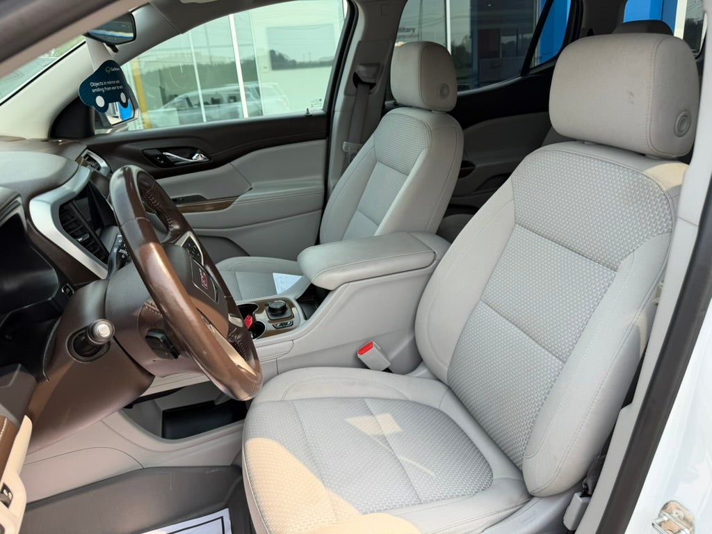 2020 GMC Acadia SLE