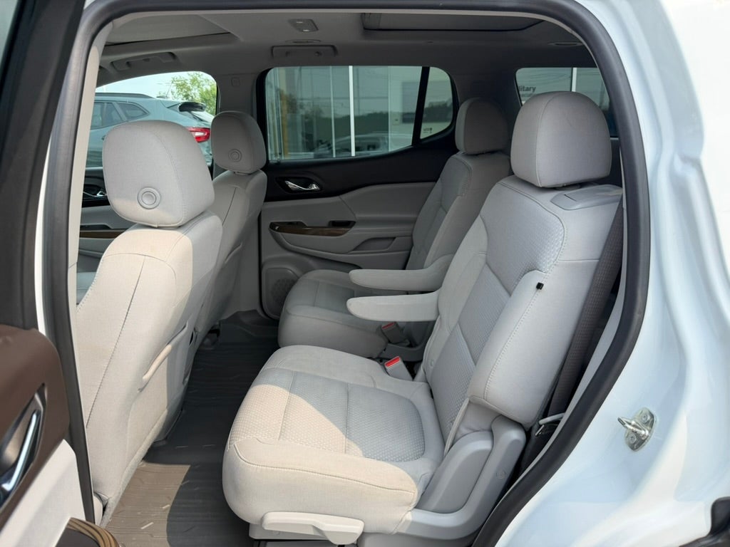 2020 GMC Acadia SLE
