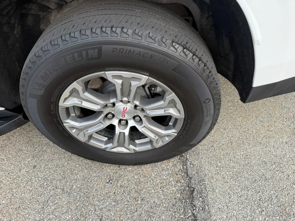 2024 GMC Yukon SLE