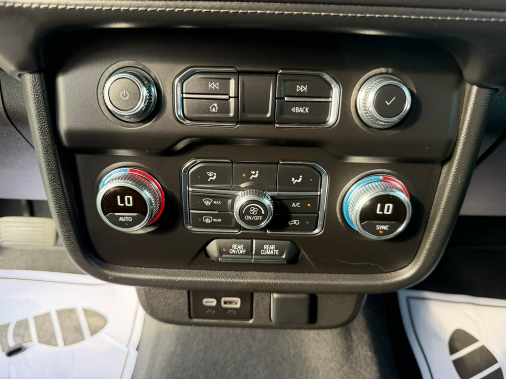 2024 GMC Yukon SLE
