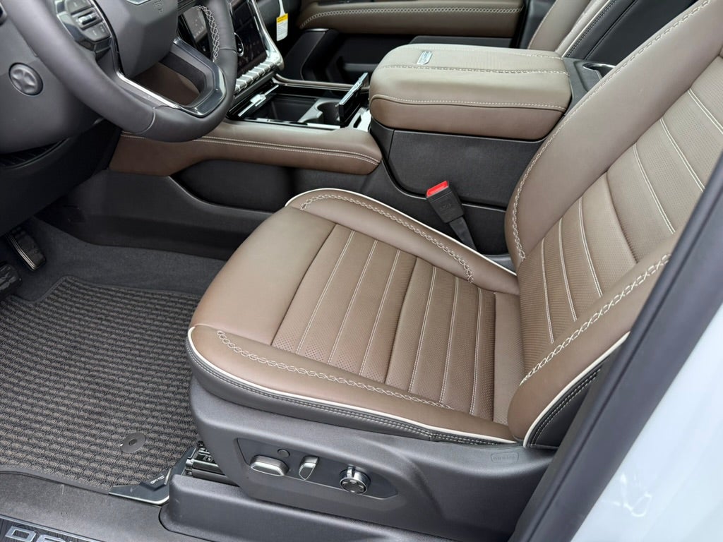 2027 GMC Yukon Denali Ultimate
