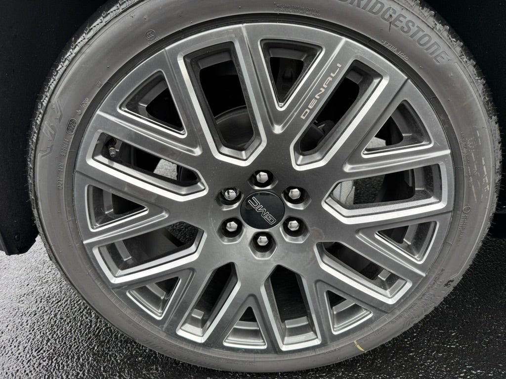 2027 GMC Yukon Denali Ultimate