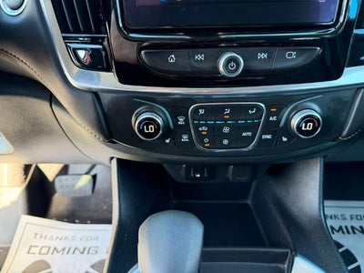 2021 Chevrolet Traverse LT Cloth