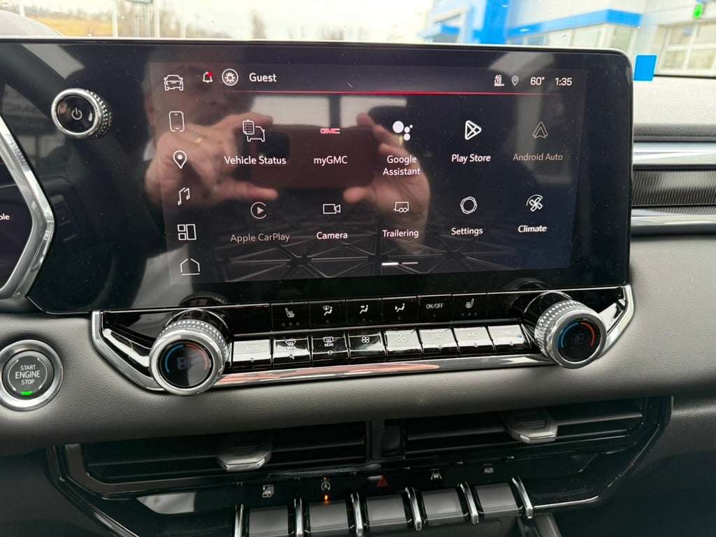 2026 GMC Canyon Elevation