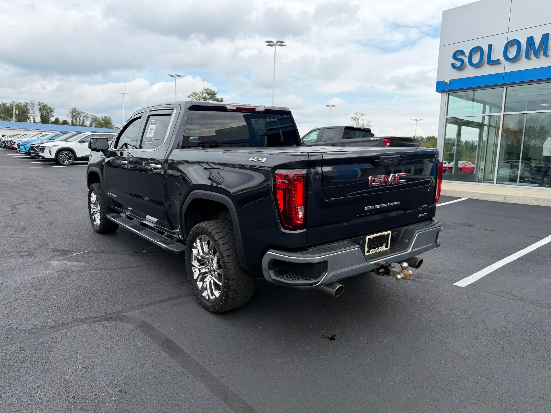 2025 GMC Sierra 1500 SLT