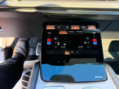 2026 Cadillac VISTIQ Platinum