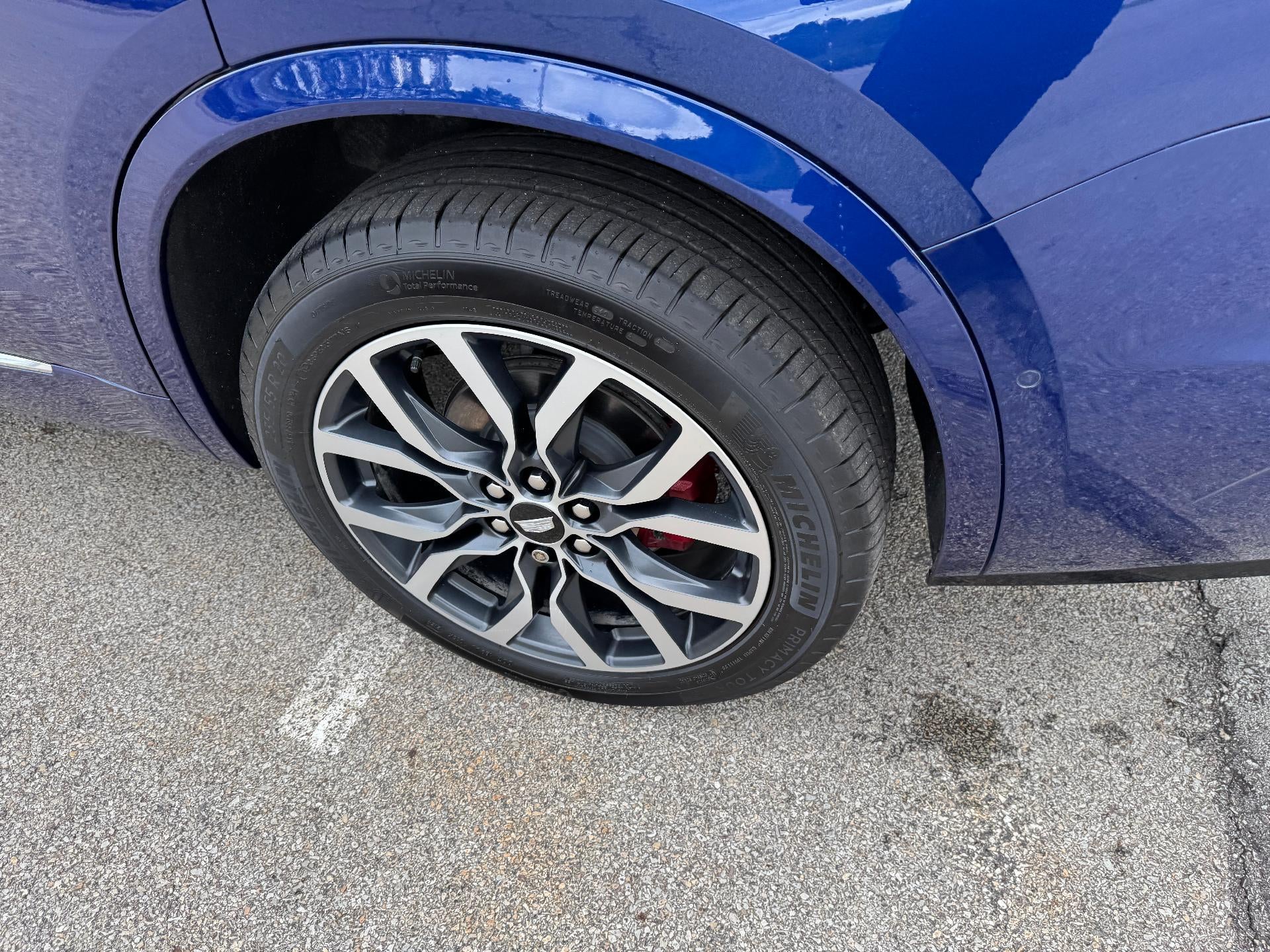 2025 Cadillac XT6 Sport