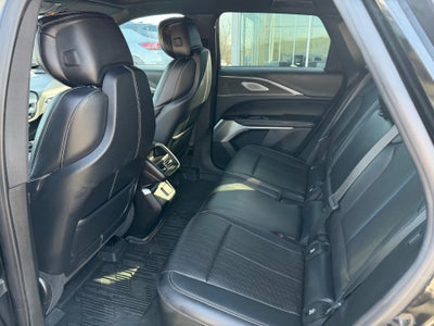 2024 Cadillac LYRIQ Luxury 2