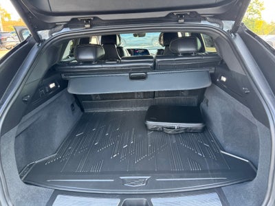 2024 Cadillac LYRIQ Luxury 3