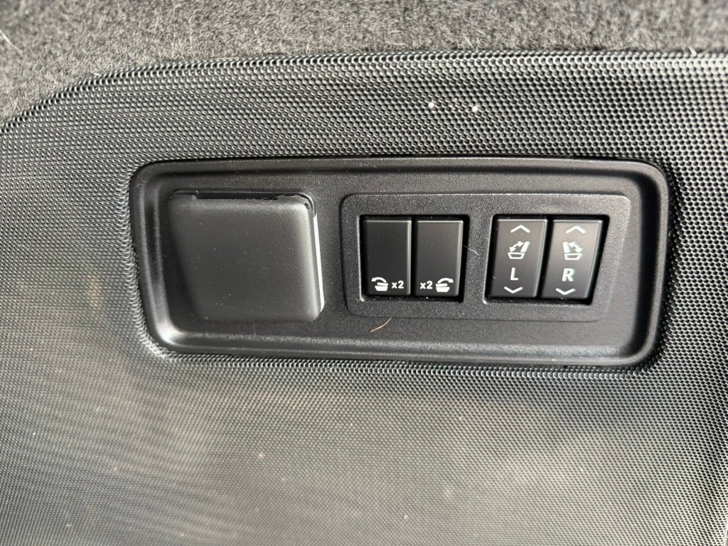 2021 Cadillac Escalade ESV Premium Luxury