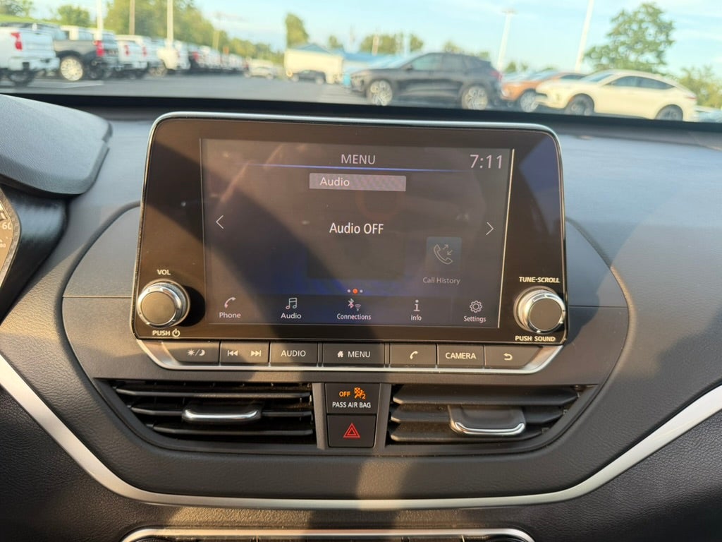 2022 Nissan Altima SV FWD
