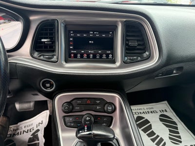 2022 Dodge Challenger SXT