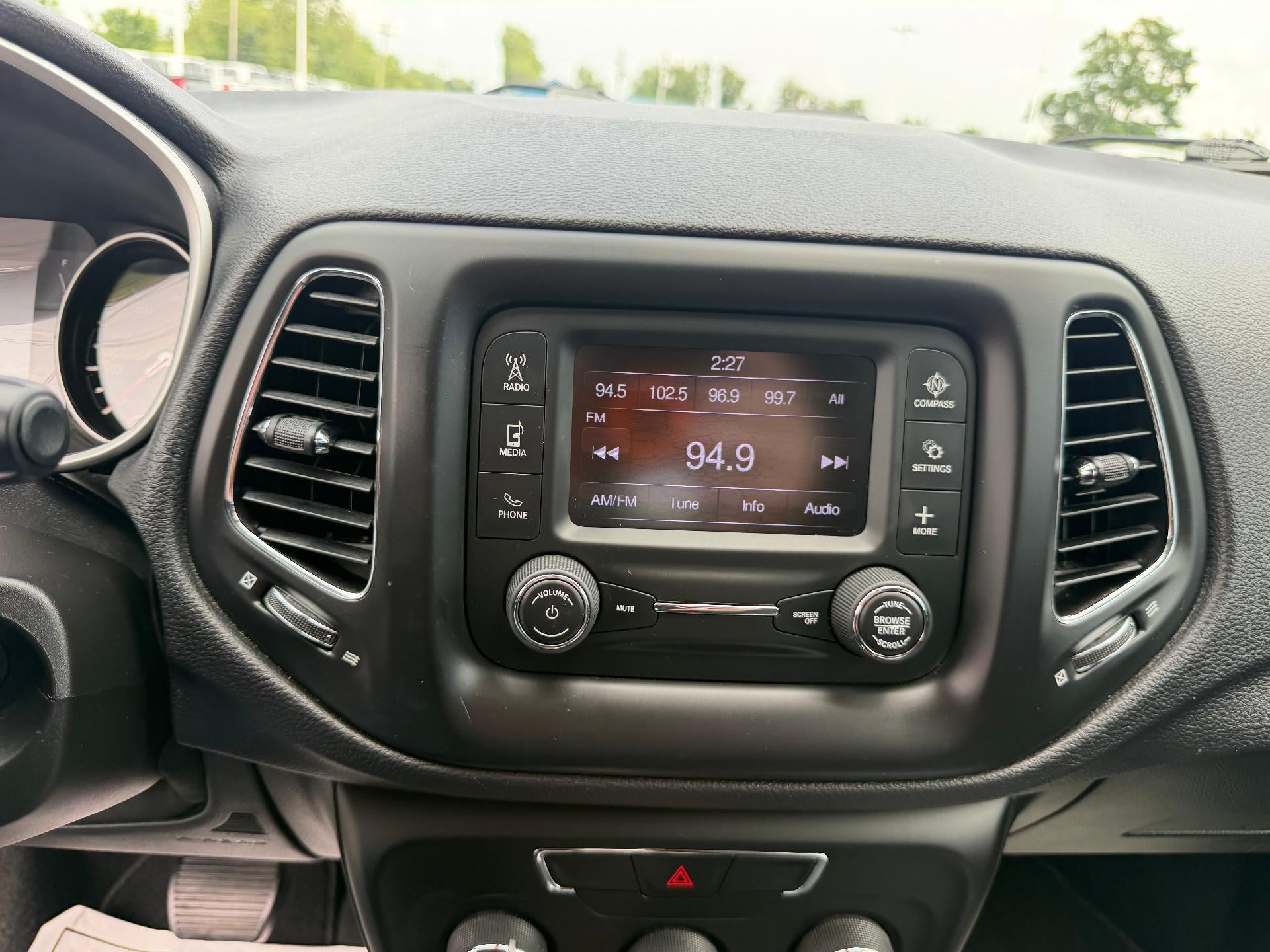 2017 Jeep Compass Sport