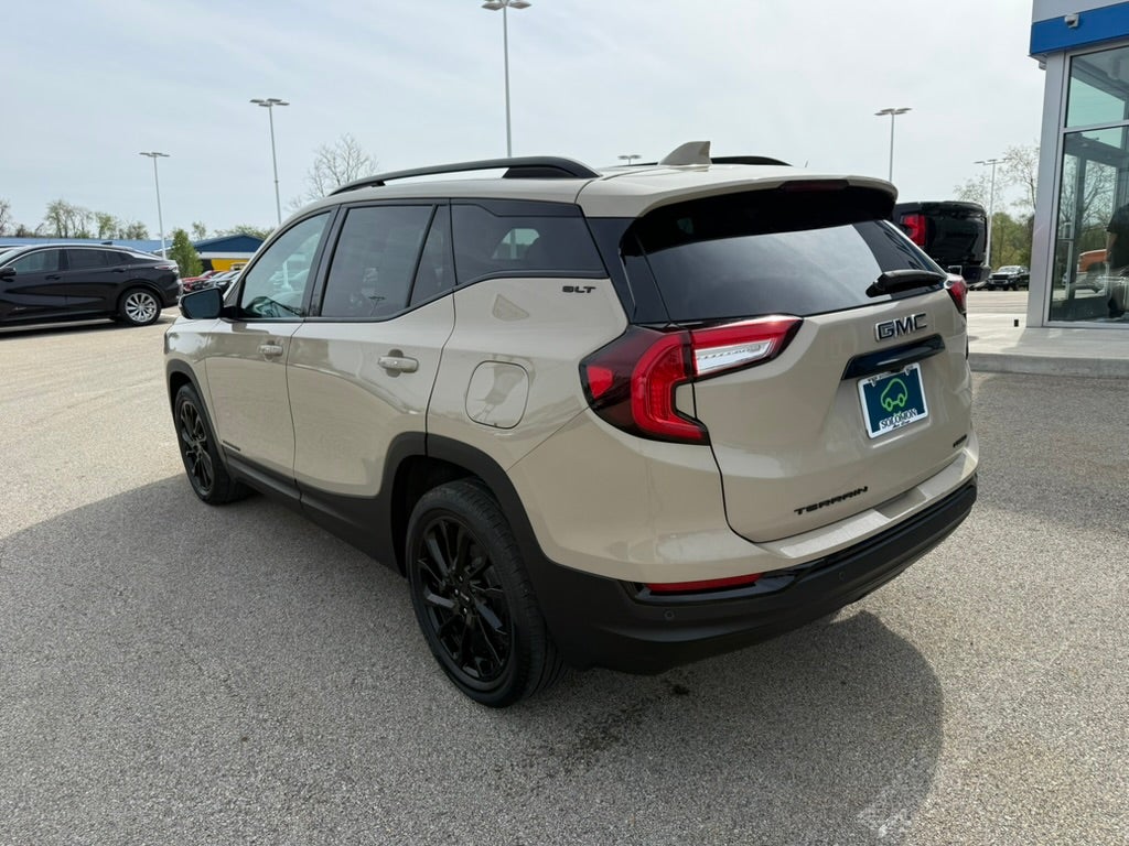 2023 GMC Terrain SLT