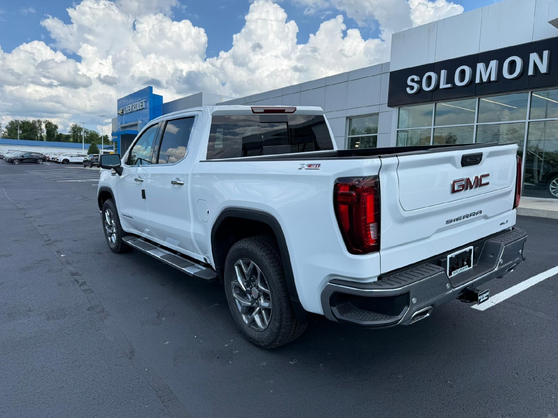 2026 GMC Sierra 1500 SLT