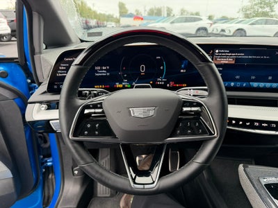 2025 Cadillac OPTIQ Luxury 1