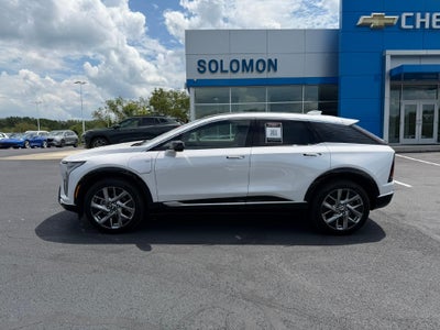 2025 Cadillac OPTIQ Luxury 1
