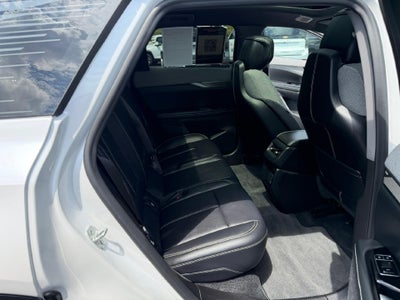 2025 Cadillac OPTIQ Luxury 1