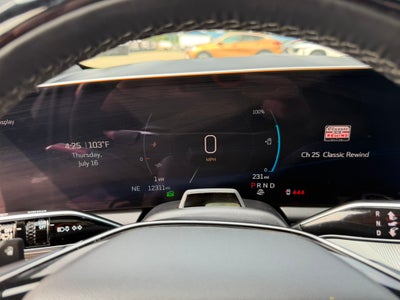 2025 Cadillac OPTIQ Luxury 2