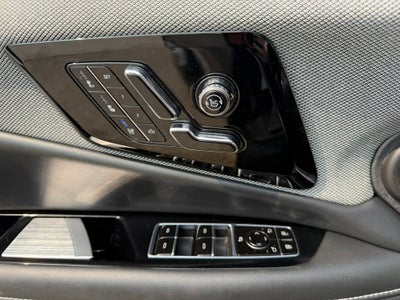 2025 Cadillac OPTIQ Luxury 2
