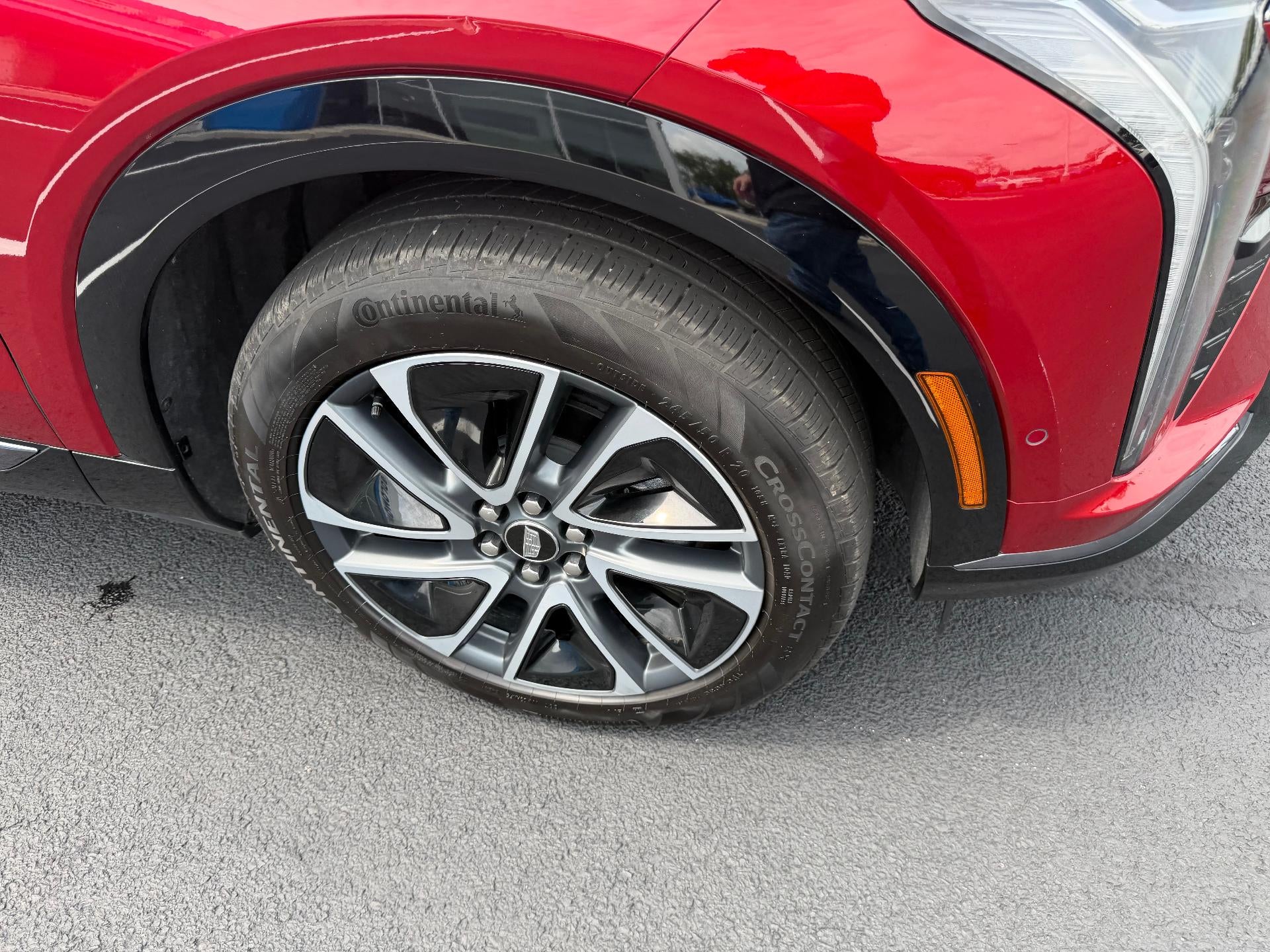 2025 Cadillac OPTIQ Sport 2