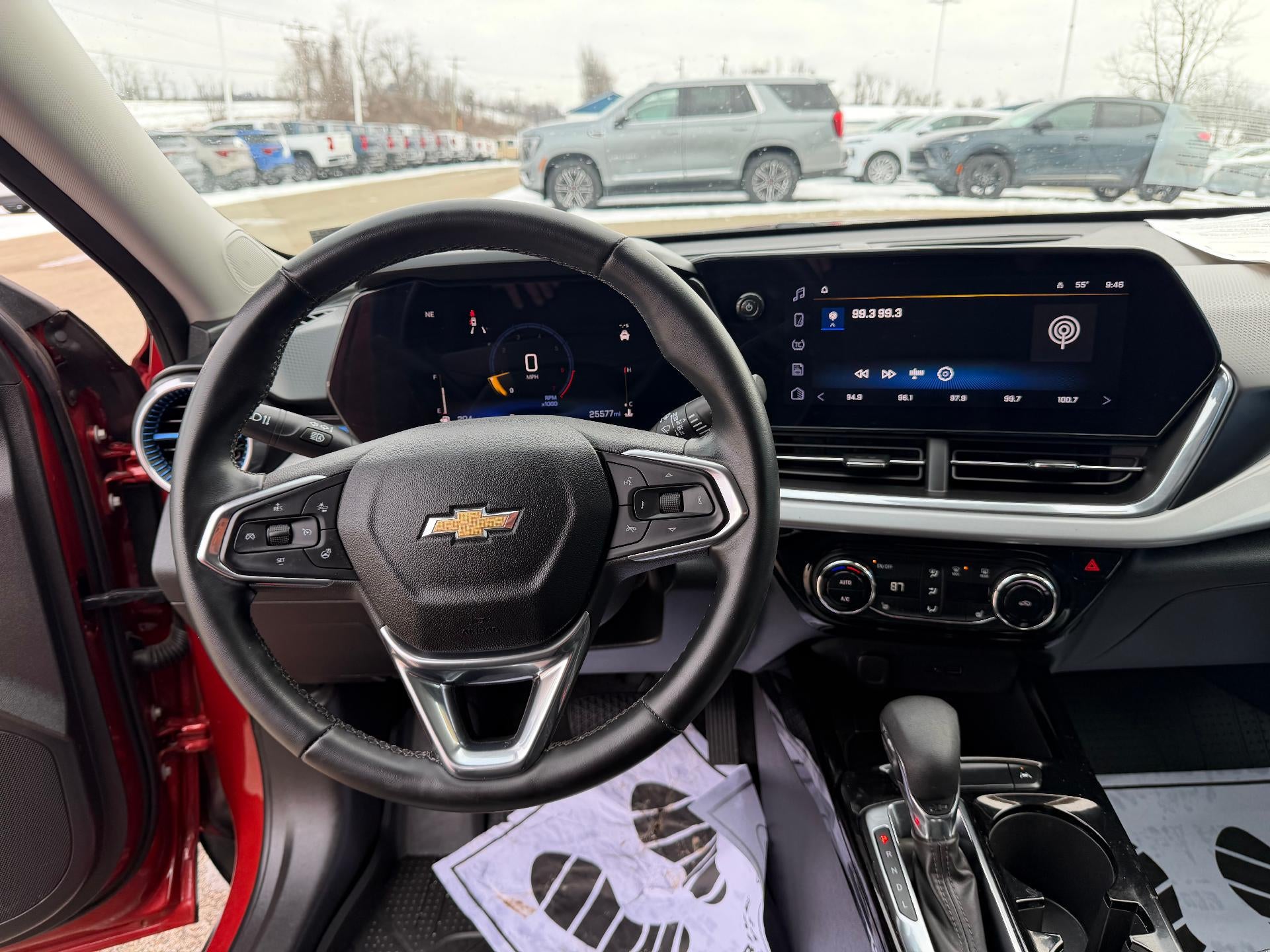 2024 Chevrolet Trax LT